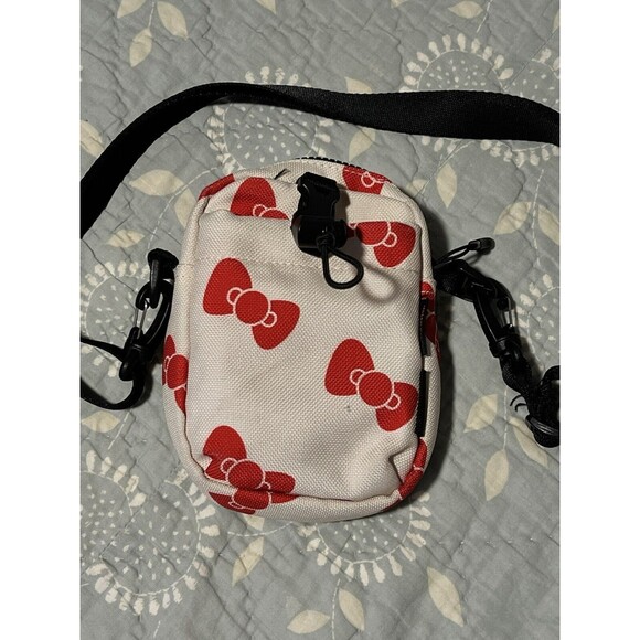 Converse x Hello Kitty Mini Crossbody Bag White Rare Purse Convertible - Picture 1 of 7